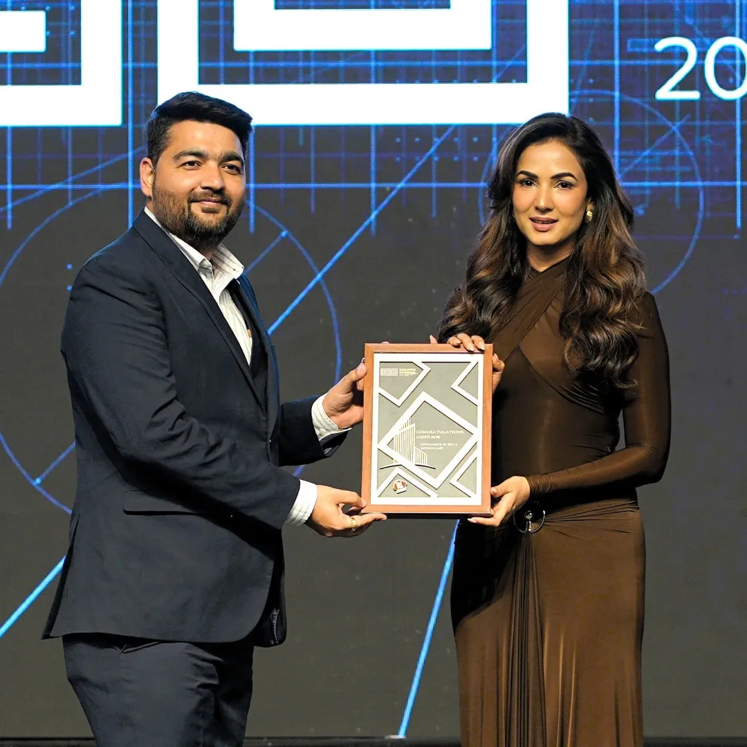 MY FM Build Gujarat 2025 Award - Best SEO Agency